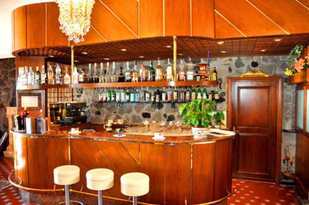 Hotel Porto Roca มอนเตรอสโซ อัล มาเร ภายนอก รูปภาพ